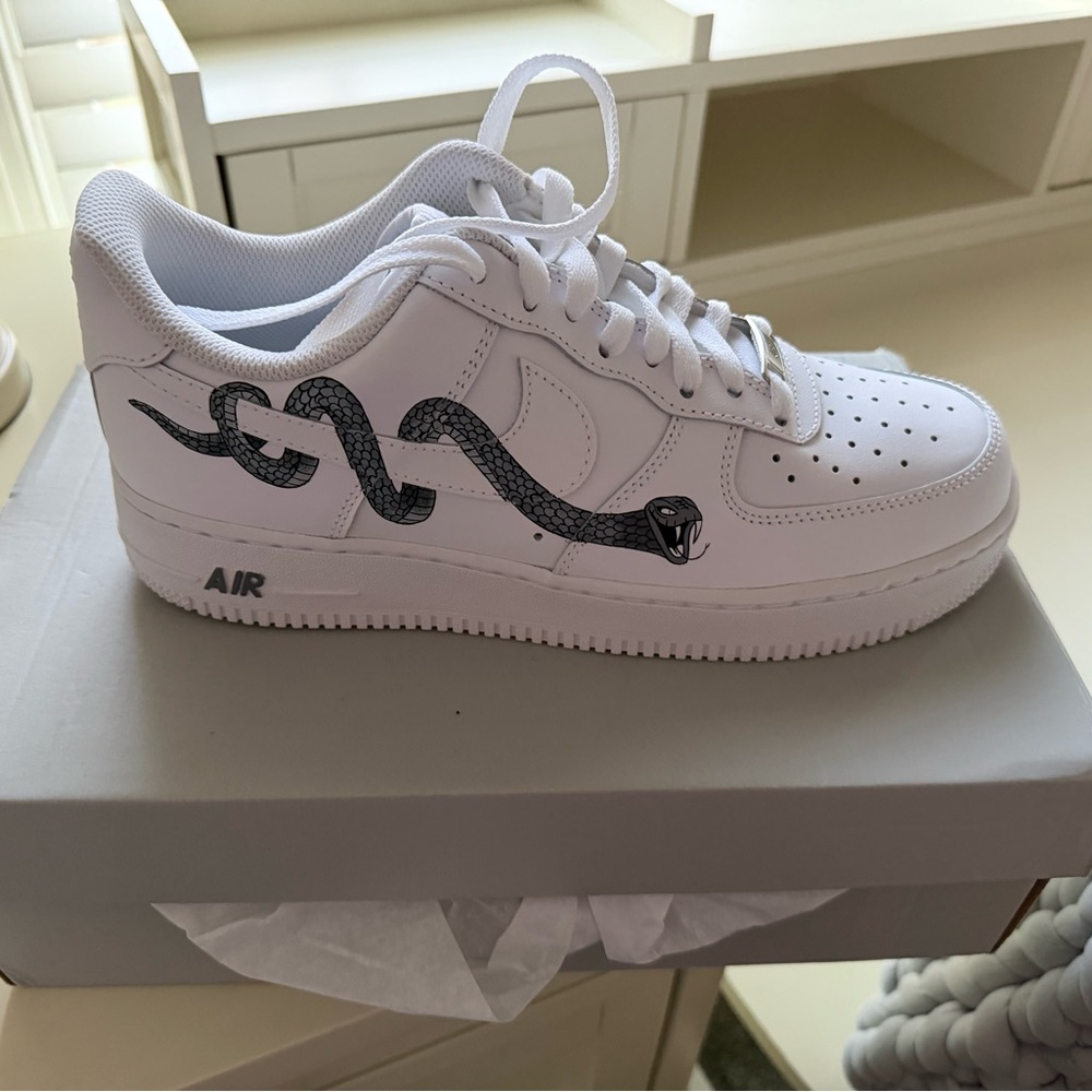 Nike Air Force 1 '07 White Sneakers